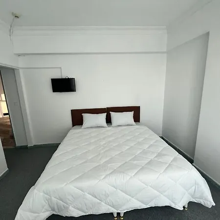 住宿加早餐酒店 Ezel Group Hotel 安塔利亚